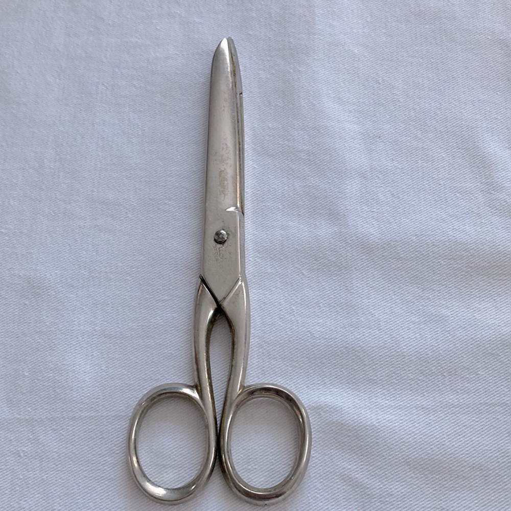 RUSTLESS SCISSORS - Picture 4 of 9